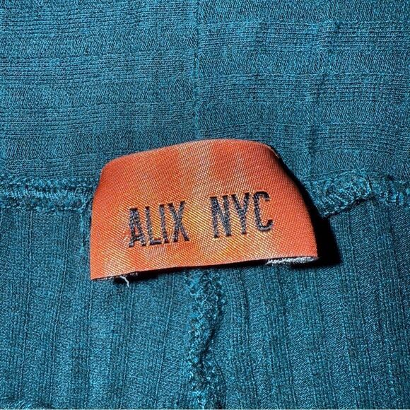 Alix NYC Delancy Pant in Jade - Picture 4 of 7